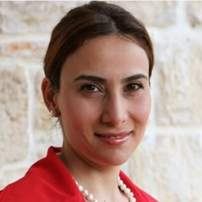 Dr. Fzt. Ayça Aklar